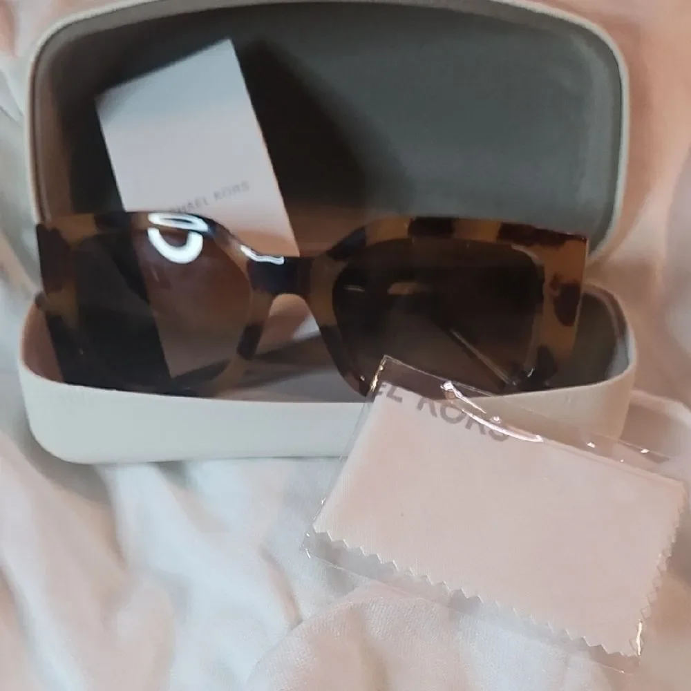 Michael Kors Brown Sunglasses Chic Accessories